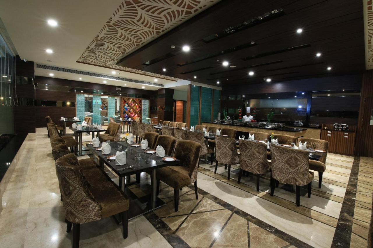 Hotel Aveo By Amatra, Gateway To Corbett Kashipur Esterno foto